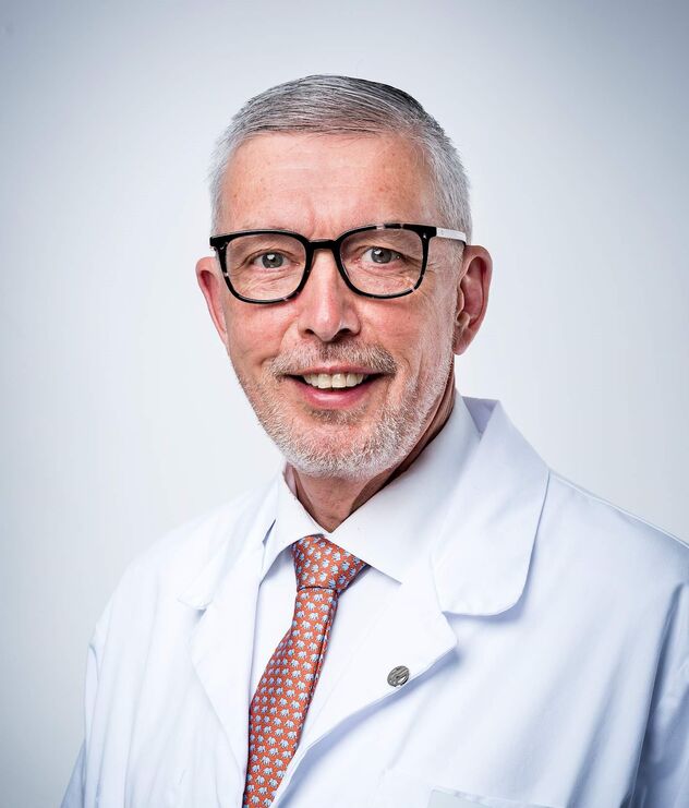 Doctor Urologist Luciano